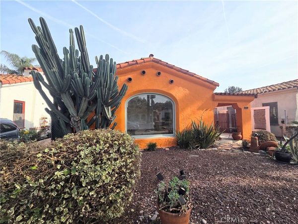 2068 San Francisco, Long Beach, CA 90806