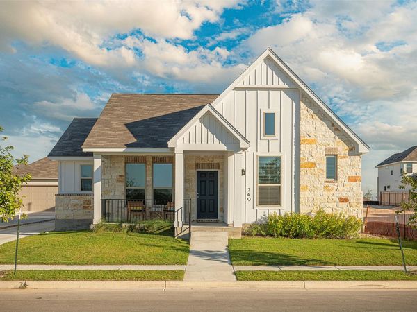 249 Treadwell LN, Kyle, TX 78640