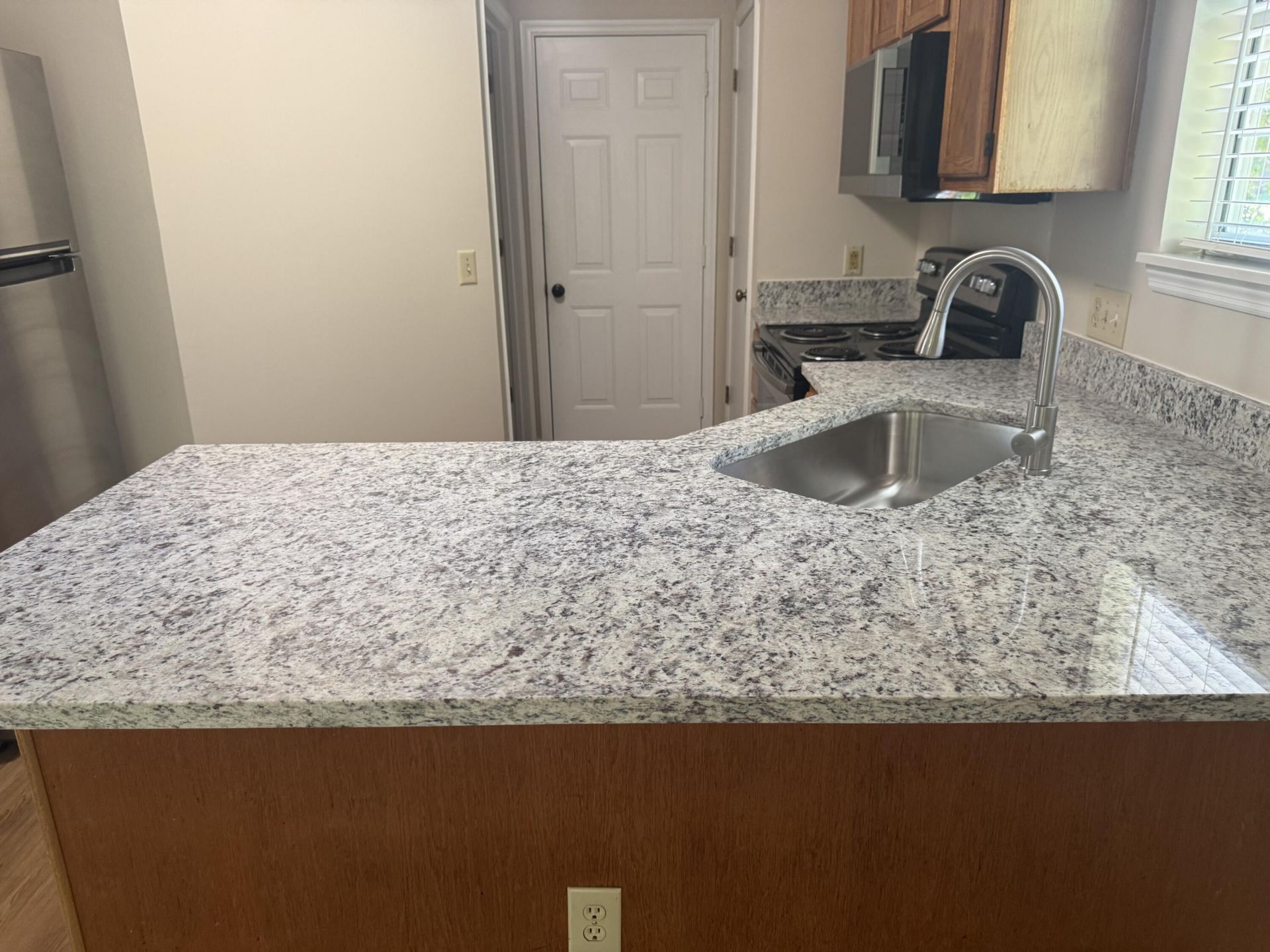 8498 William Moultrie Drive Photo 14