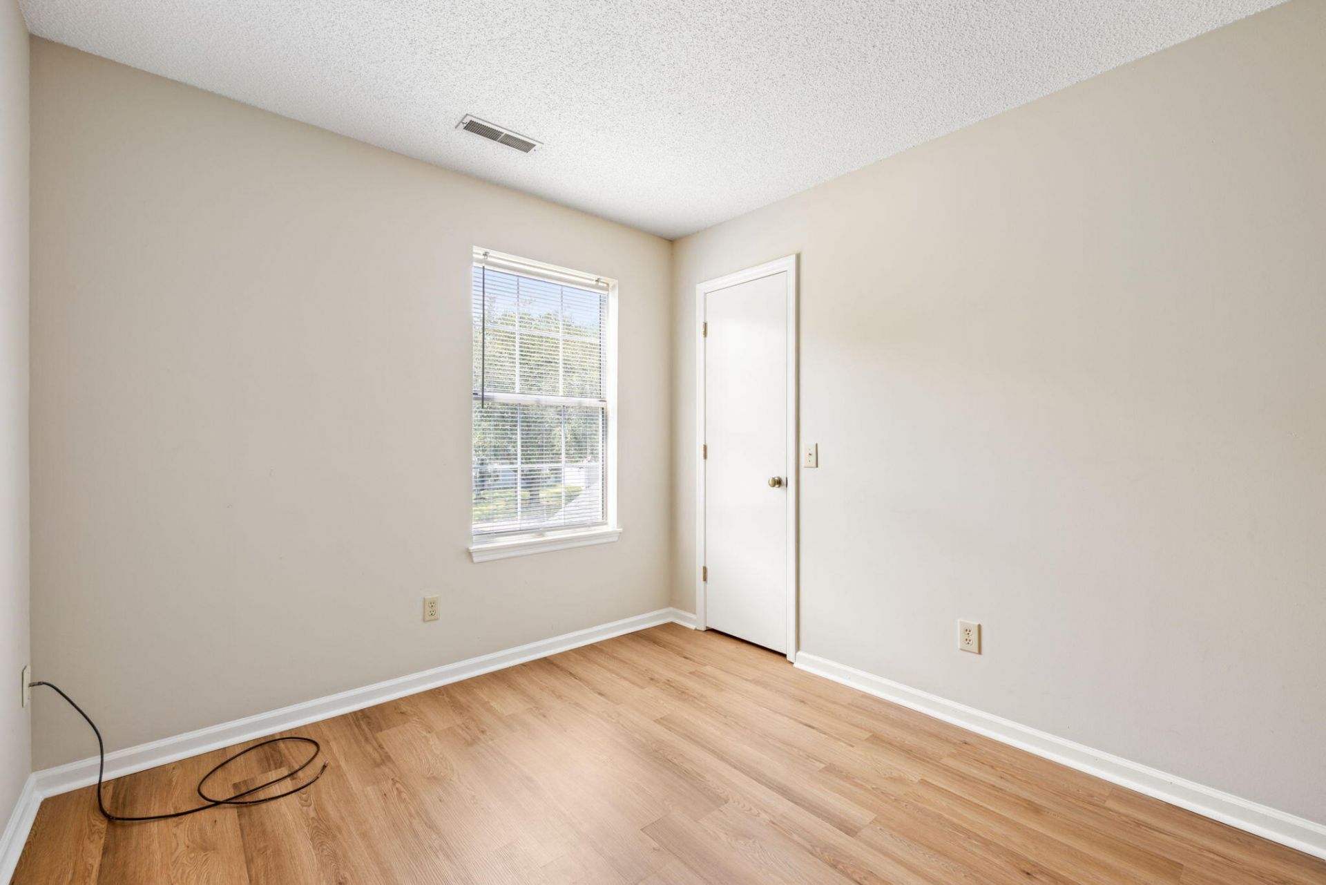 8498 William Moultrie Drive Photo 22