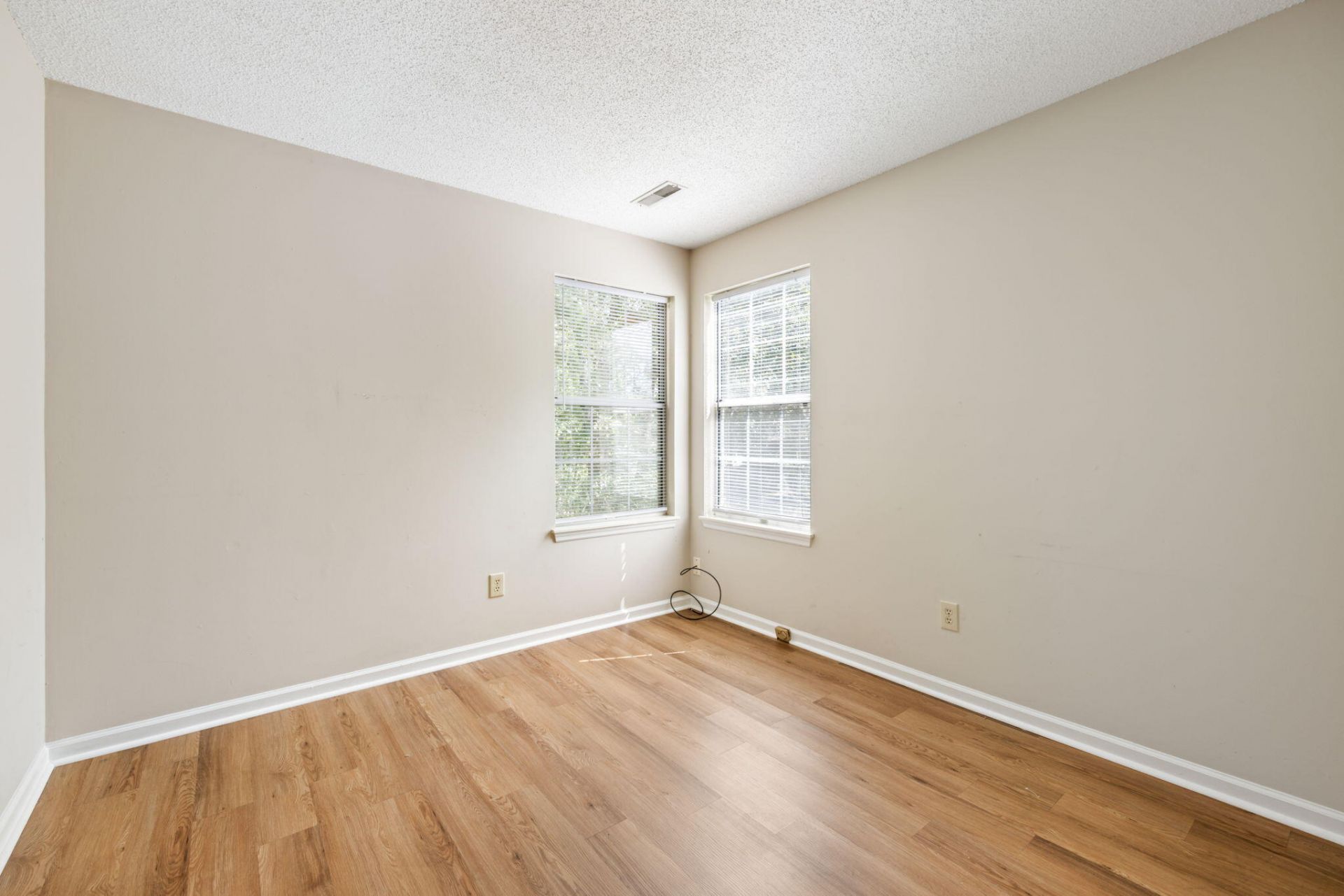 8498 William Moultrie Drive Photo 24