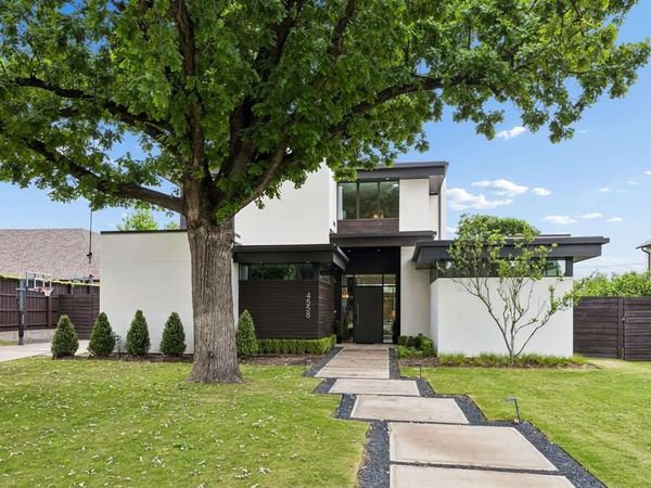 4558 Ridge Road , Dallas, TX 75229