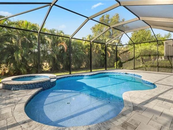 11195 St Roman WAY, BONITA SPRINGS, FL 34135