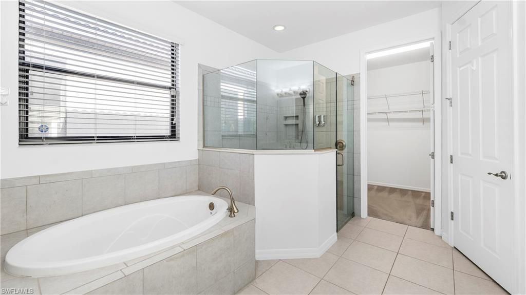 11195 St Roman Way, Bonita Springs, FL 34135 Photo