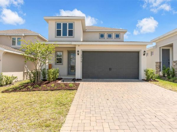 2019 SUNSHINE PEAK DRIVE, MINNEOLA, FL 34715