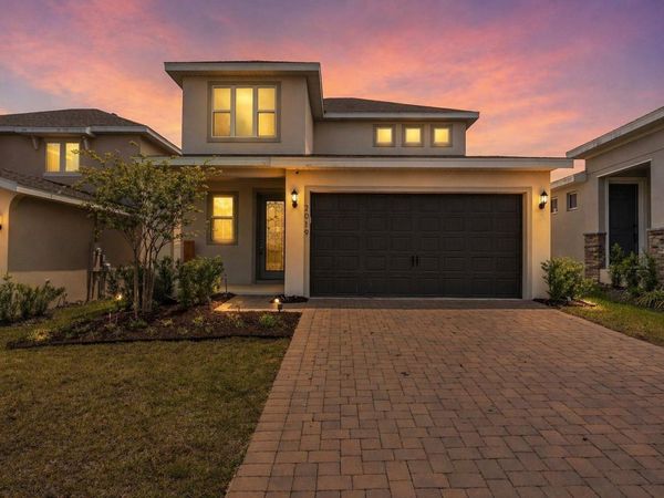 2019 SUNSHINE PEAK DRIVE, MINNEOLA, FL 34715