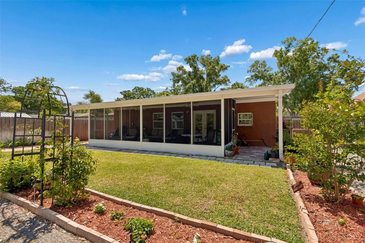 4727 W Anita Boulevard, Tampa, FL 33611 Photo