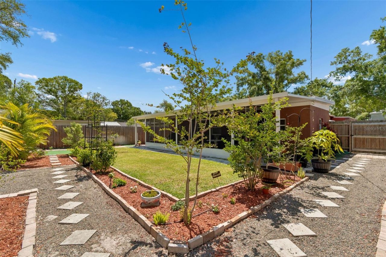 4727 W Anita Boulevard, Tampa, FL 33611 Photo