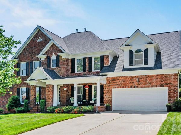 140 Foxfield Park Drive, Mooresville, NC 28115