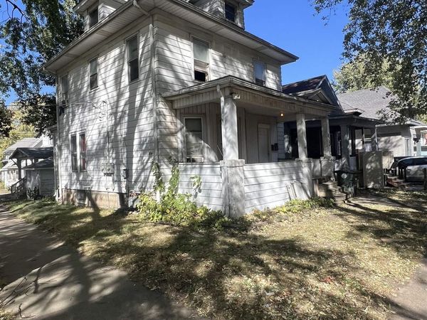 832 W 1st , Waterloo, IA 50701