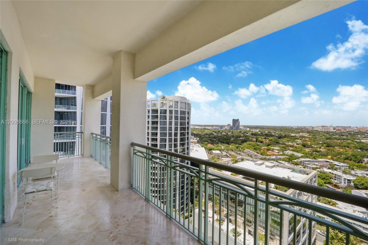 3400 SW 27th Ave, Unit 2202, Miami, FL 33133 Photo