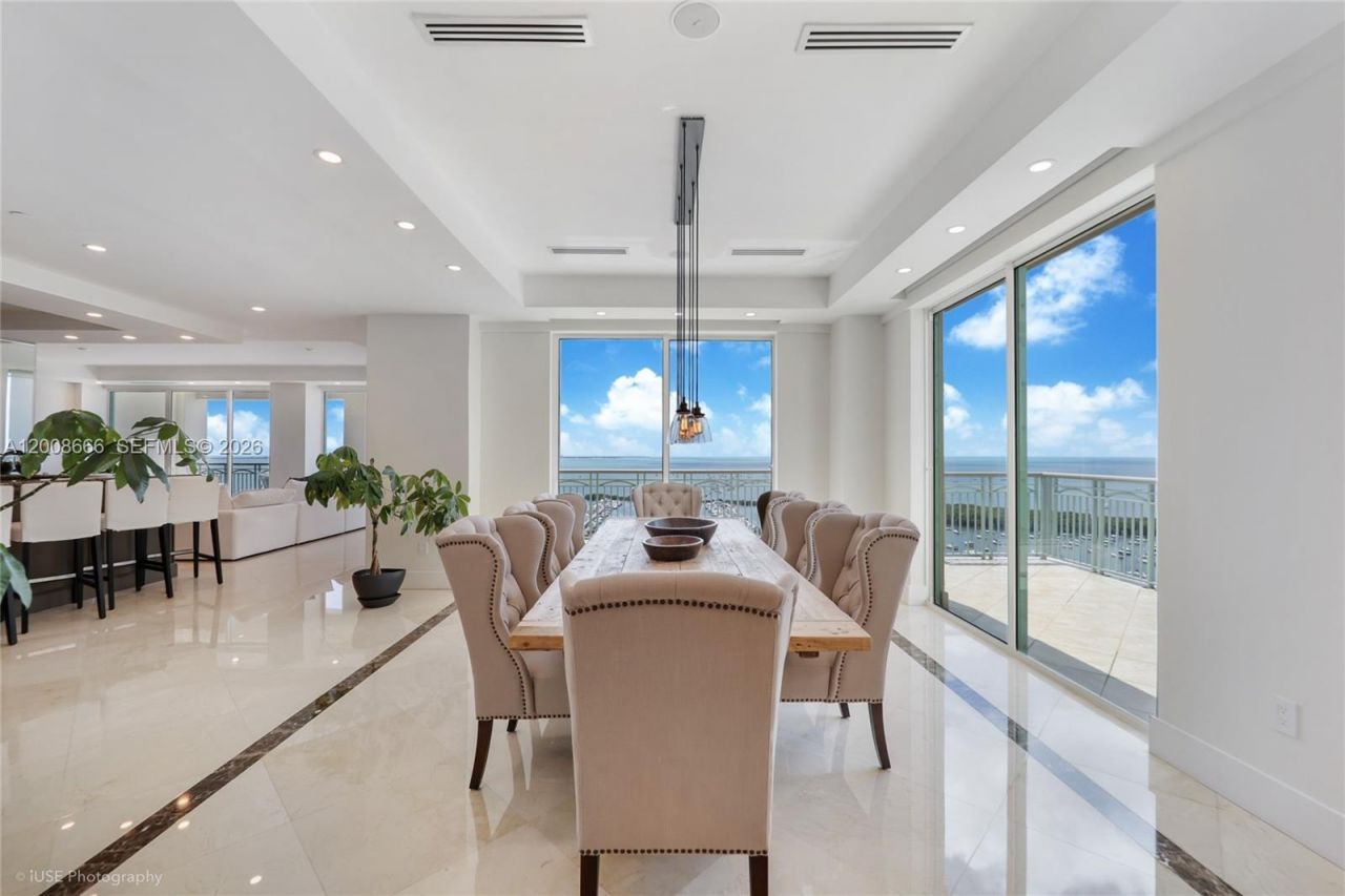3400 SW 27th Ave, Unit 2202, Miami, FL 33133 Photo