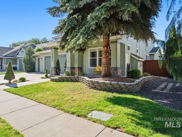 1005 E Washakie Street, Meridian, ID 83646