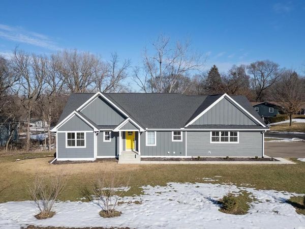 15110 Eileen C , Burnsville, MN 55306