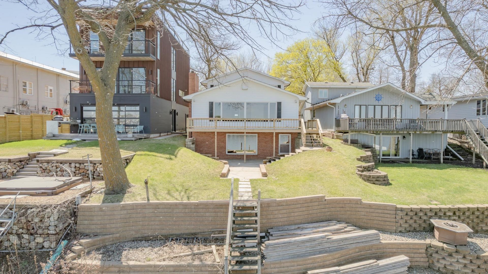 164 Park Place, Arnolds Park, IA 51331 Main Photo