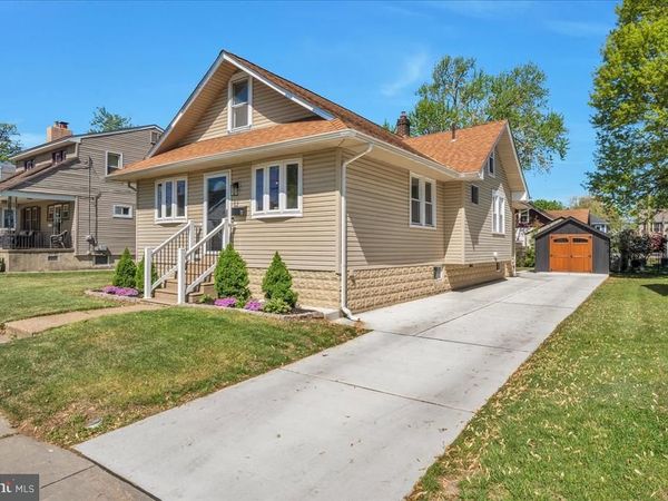 11 E COLLINGSWOOD AVENUE, HADDON TOWNSHIP, NJ 08107