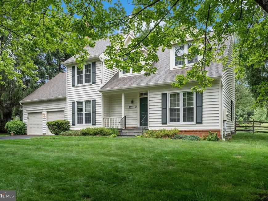 8405 Saint Regis Way, Gaithersburg, MD 20886 Main Photo