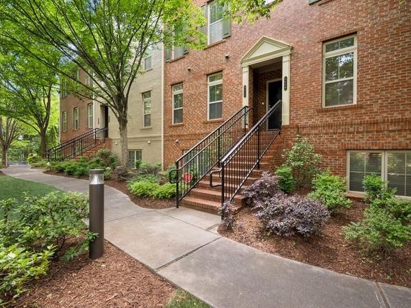 6409 Paulson Place, Sandy Springs, GA 30328