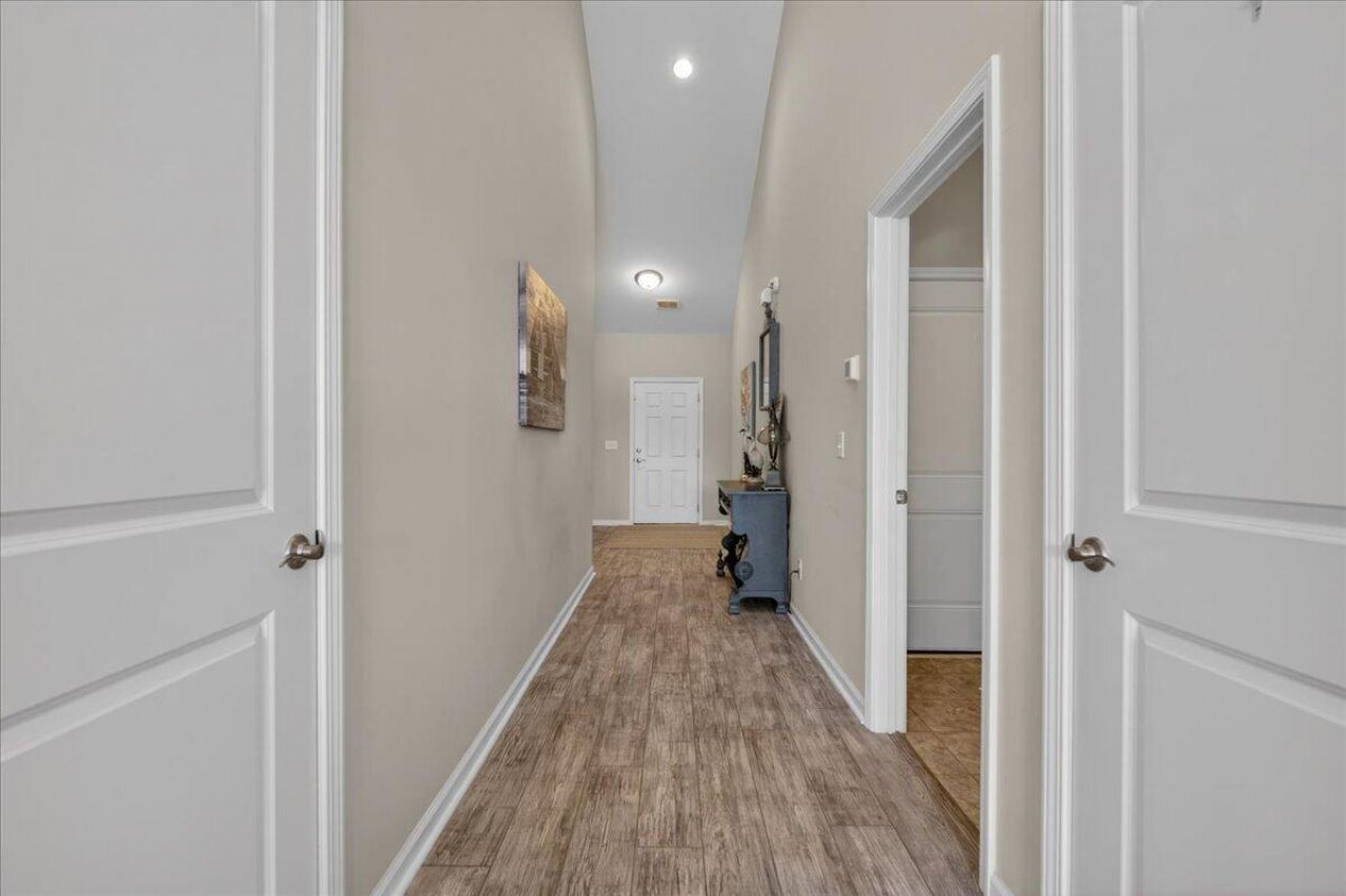 123 Oyama Road Photo 10