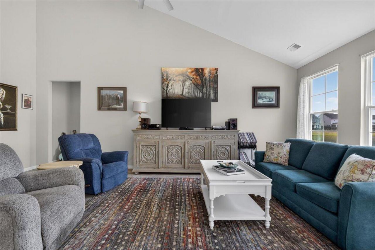 123 Oyama Road Photo 14