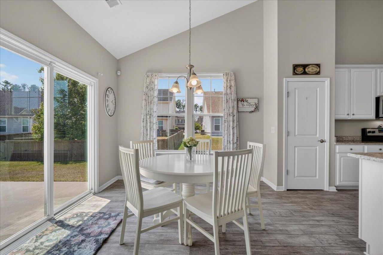 123 Oyama Road Photo 17