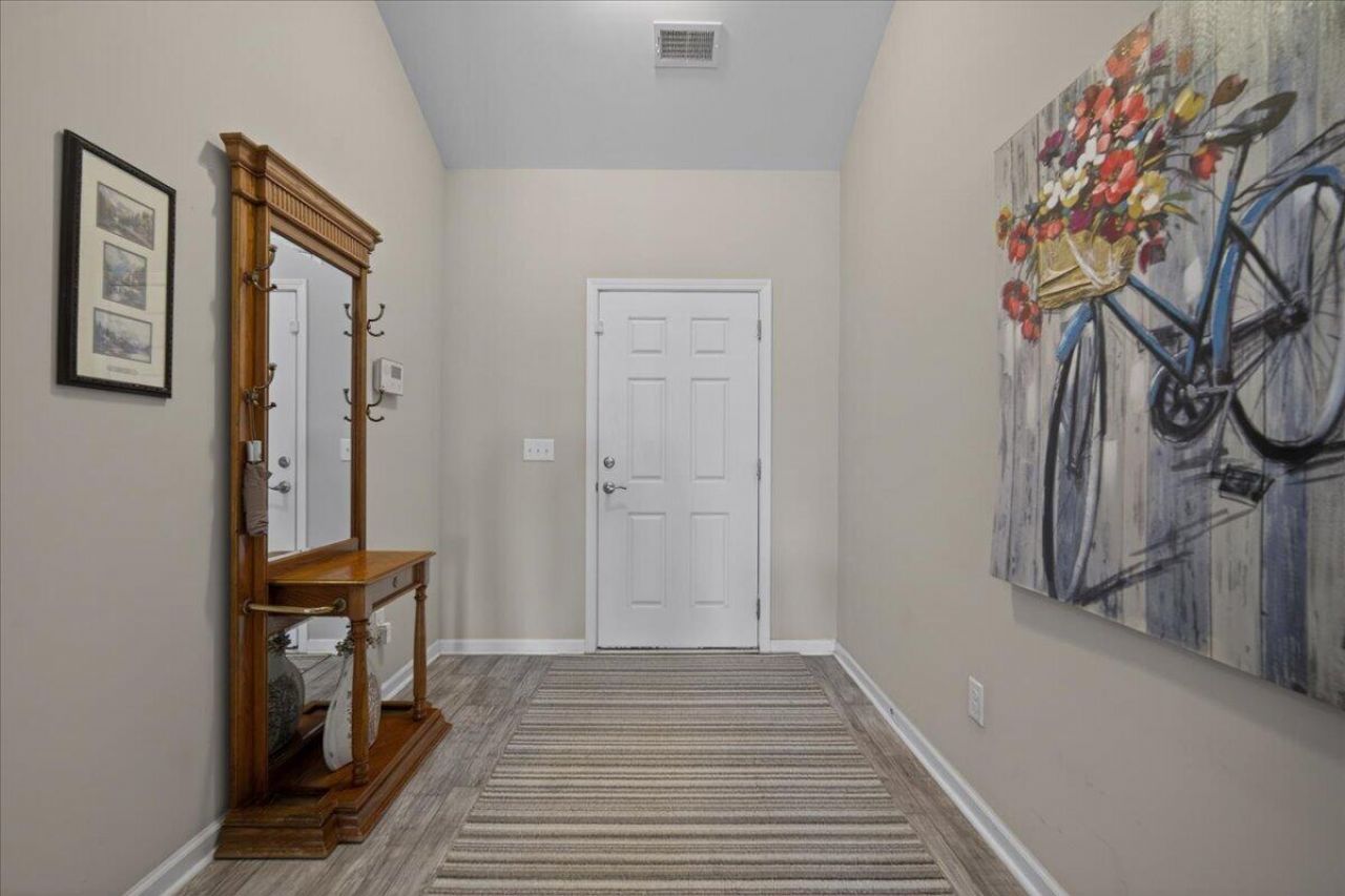 123 Oyama Road Photo 9