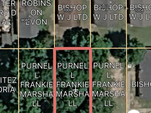 Elzy Avenue, Greenwood, MS 38930