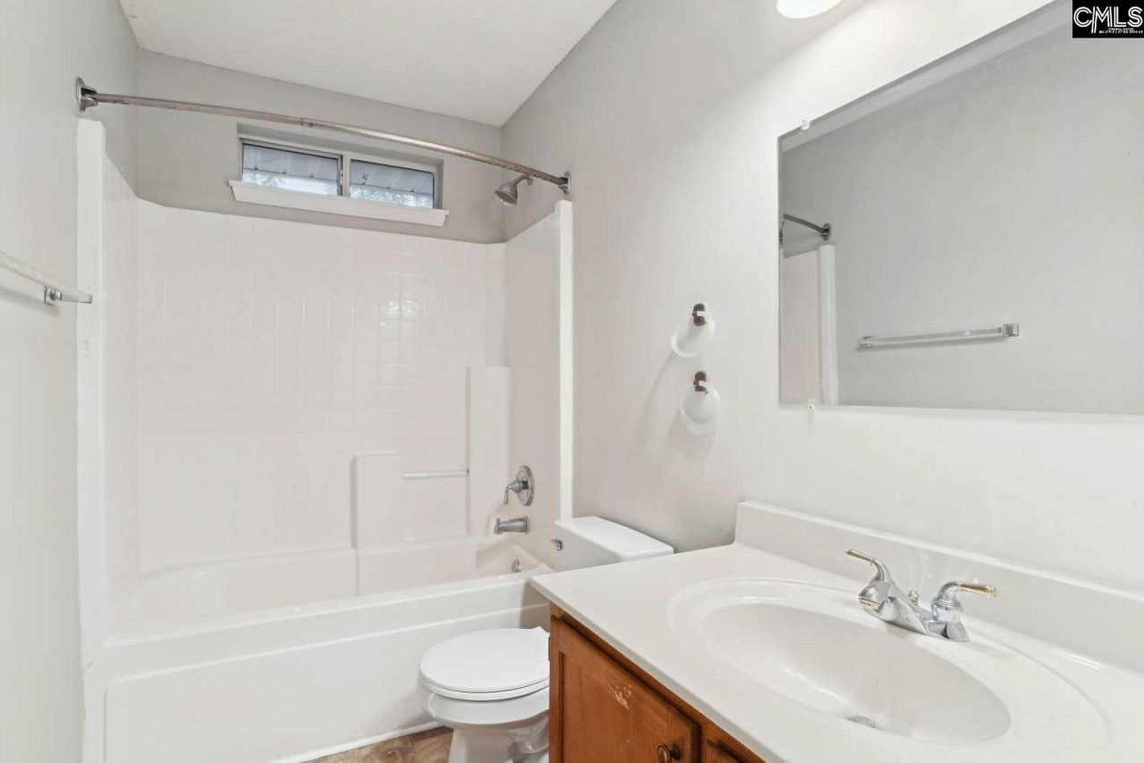 73 Upper Loop Way  Photo 14