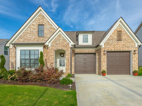 8896 Little Pine Lane , Ooltewah, TN 37363