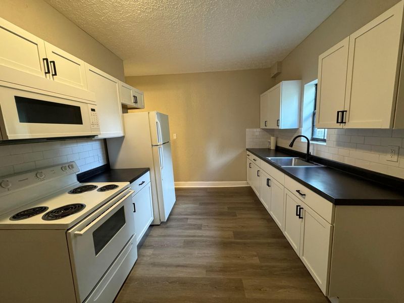 99 Whitethorne Avenue , Columbus, OH 43223 Photo 11