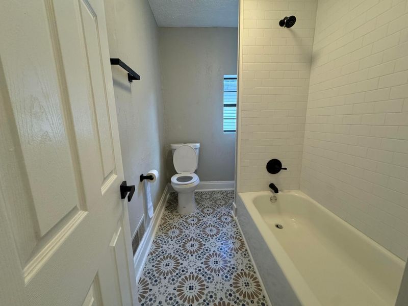 99 Whitethorne Avenue , Columbus, OH 43223 Photo 21