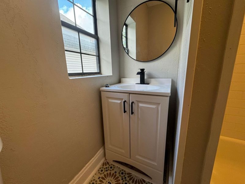 99 Whitethorne Avenue , Columbus, OH 43223 Photo 22