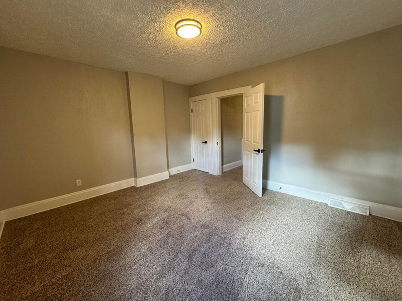 99 Whitethorne Avenue , Columbus, OH 43223 Photo 27