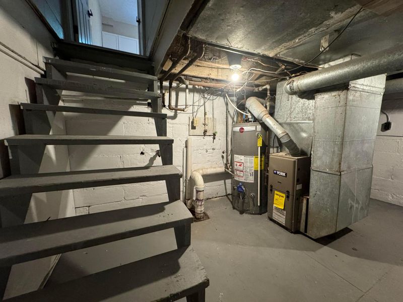 99 Whitethorne Avenue , Columbus, OH 43223 Photo 30