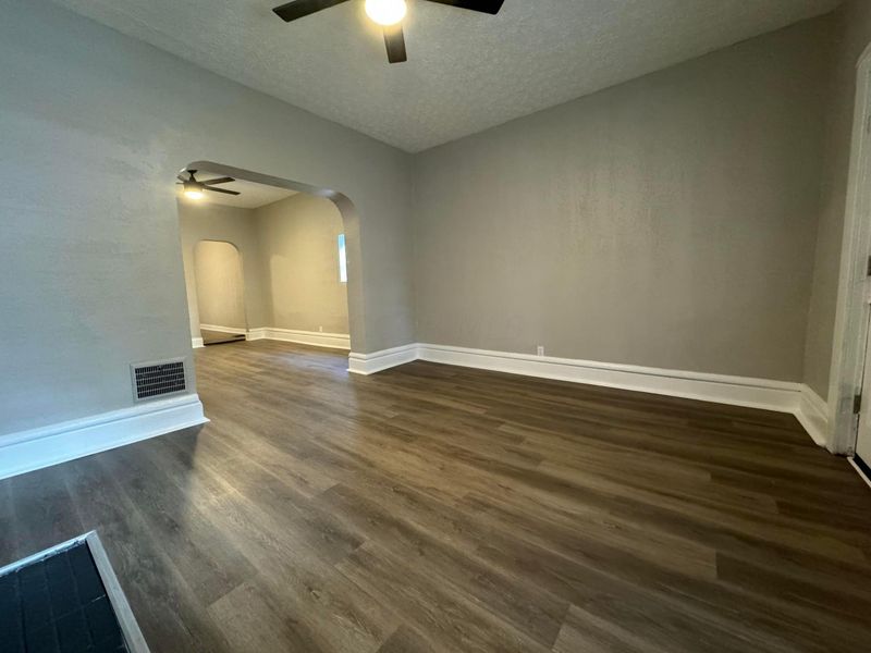 99 Whitethorne Avenue , Columbus, OH 43223 Photo 4