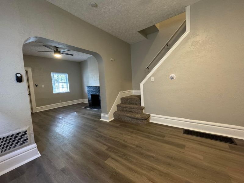 99 Whitethorne Avenue , Columbus, OH 43223 Photo 8