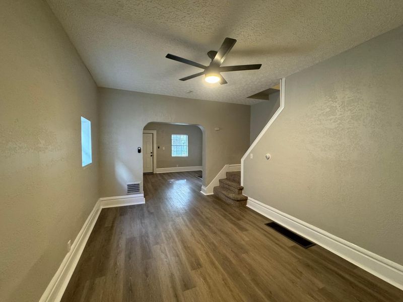 99 Whitethorne Avenue , Columbus, OH 43223 Photo 9