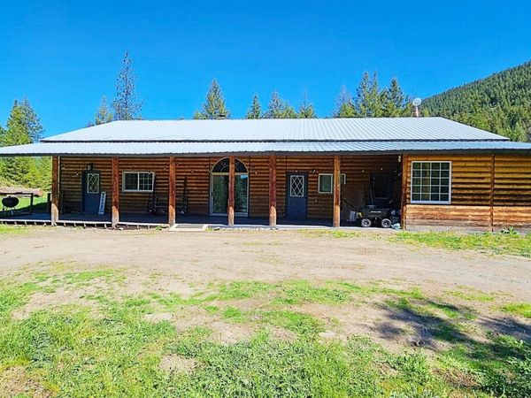 1267 Echo Peak Way, Evans, WA 99126