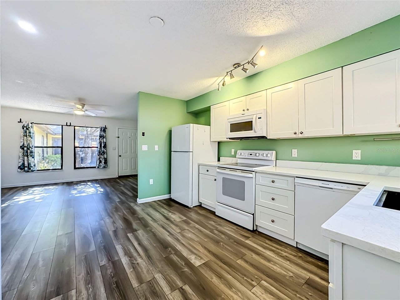 2006 7th Avenue W, Unit B, Bradenton, FL 34205 Photo