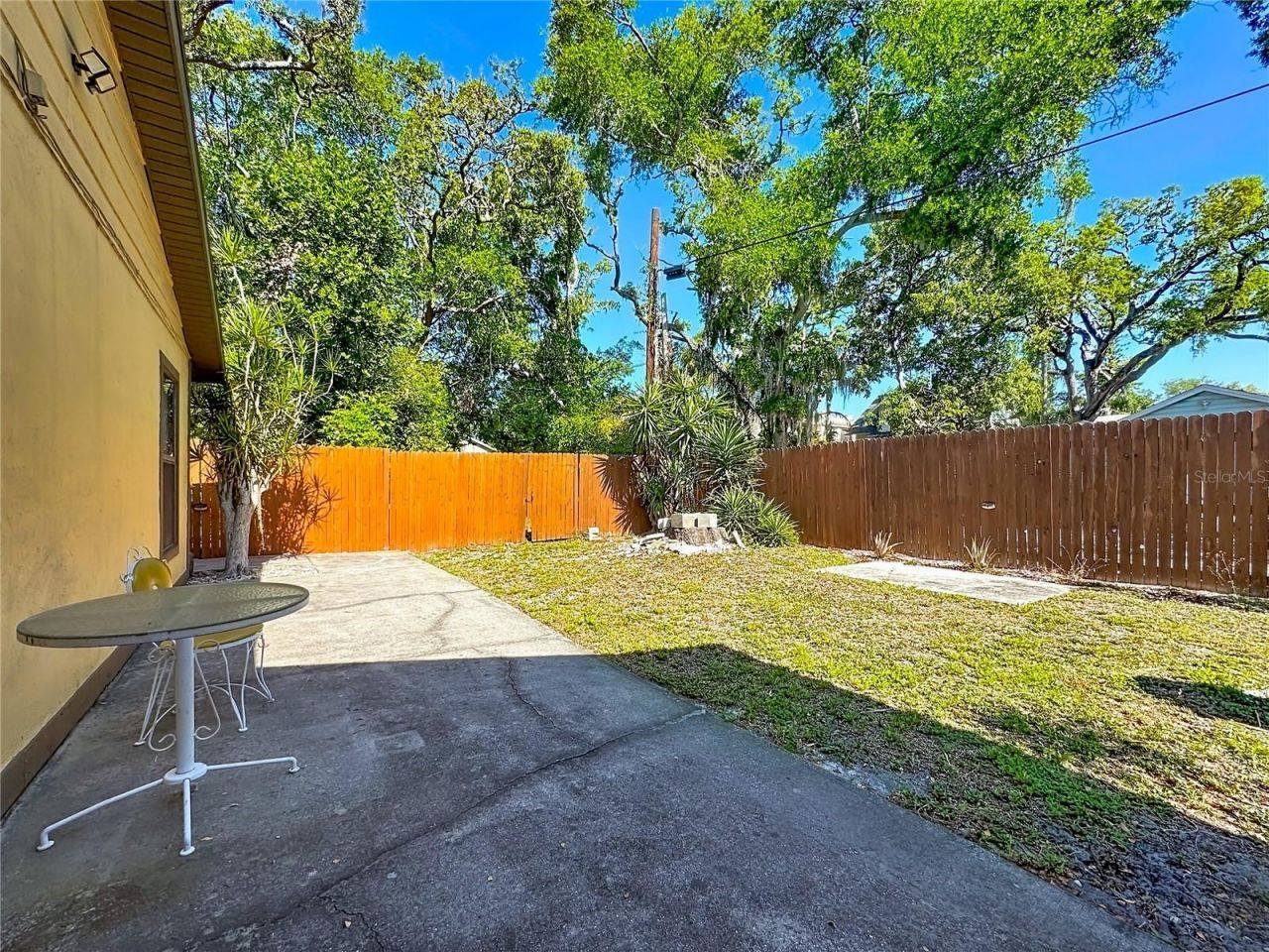2006 7th Avenue W, Unit B, Bradenton, FL 34205 Photo