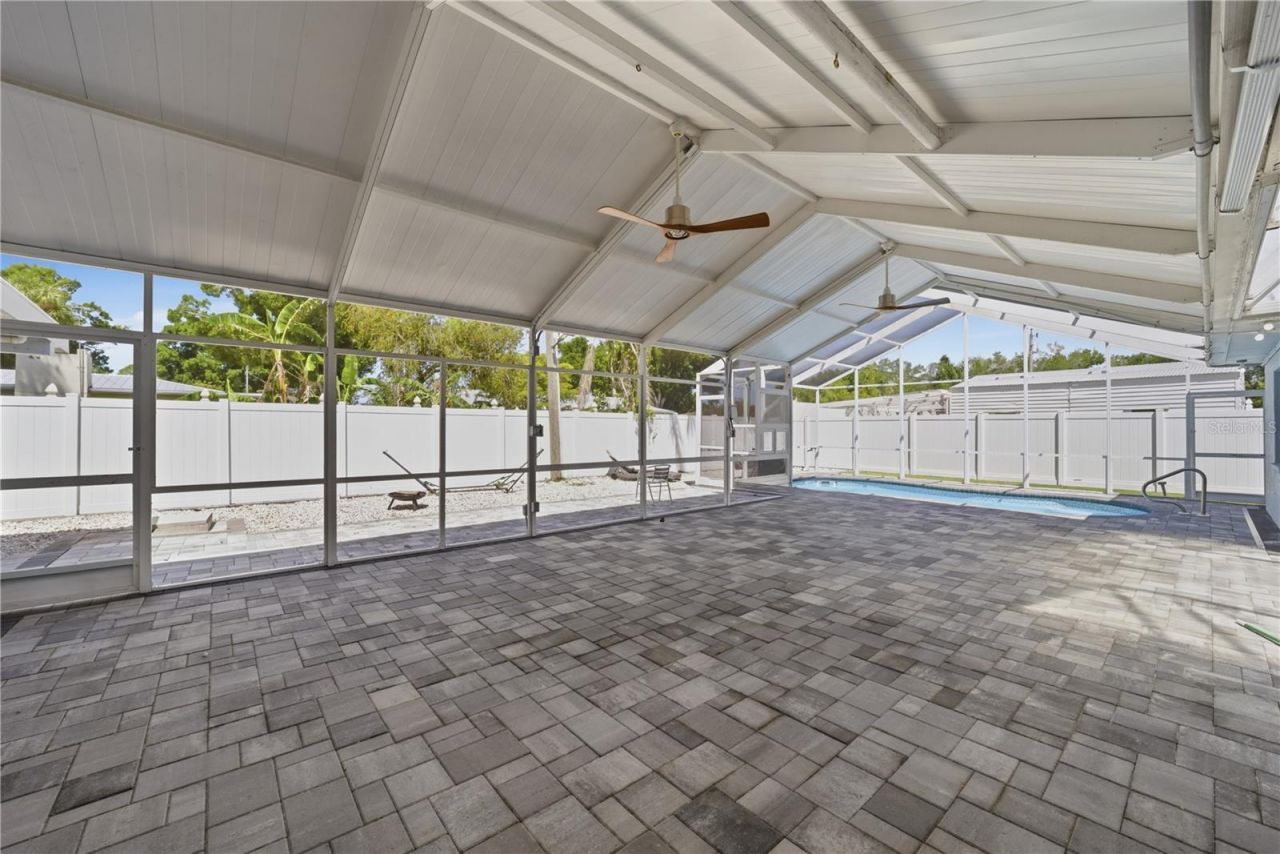 1057 Willis Avenue, Sarasota, FL 34232 Photo