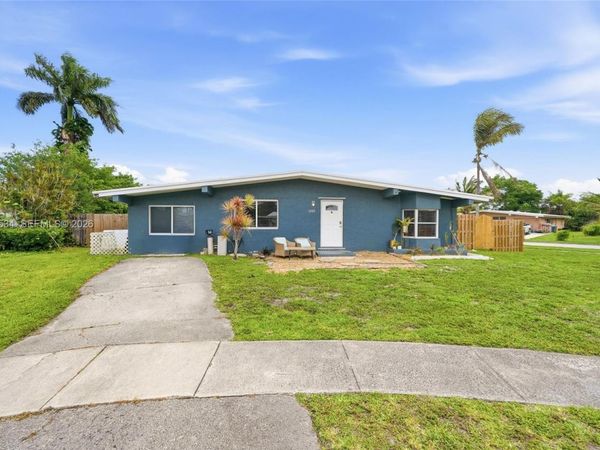 2202 NW 61st Pl , Margate, FL 33063