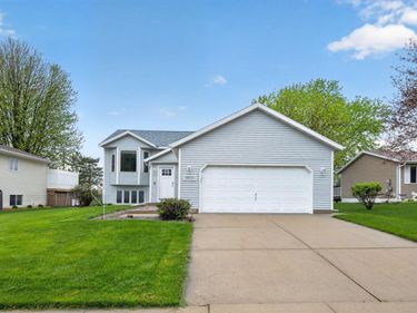 5511 23rd Avenue NW, Rochester, MN 55901