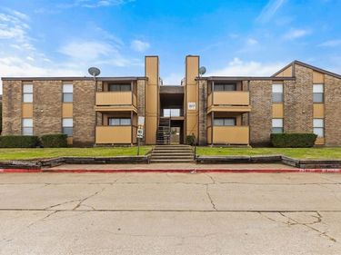 2515 Altamesa Boulevard, Fort Worth, TX 76133