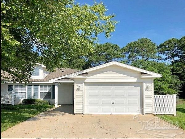 9692 Cobblebrook Dr, Pensacola, FL 32506