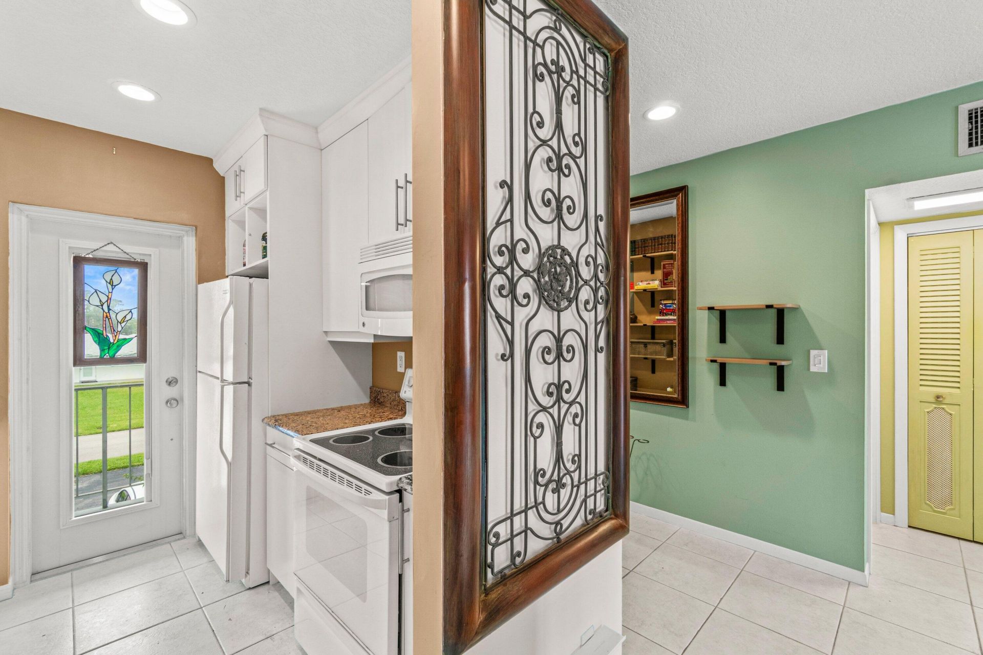 1118 Lake Terrace, Unit 217 H, Boynton Beach, FL 33426 Photo