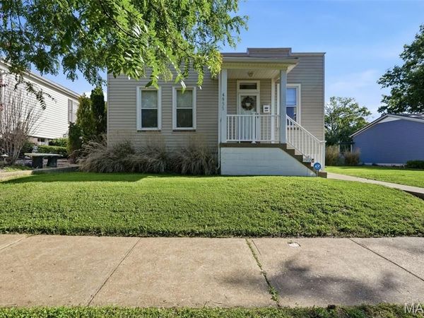 4955 Nagel Avenue, St Louis, MO 63109
