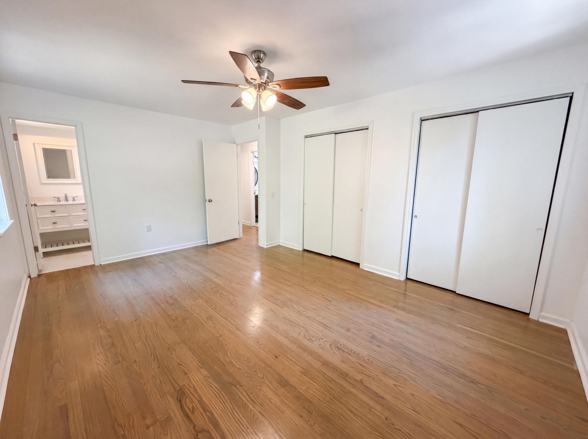 101 Picadilly Loop Photo 19