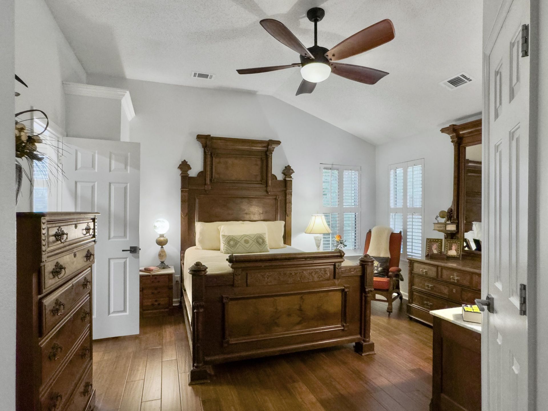3429 Oxfordshire Lane Photo 41