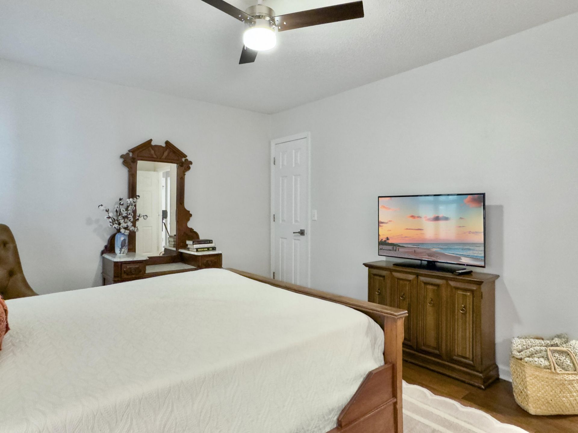 3429 Oxfordshire Lane Photo 48